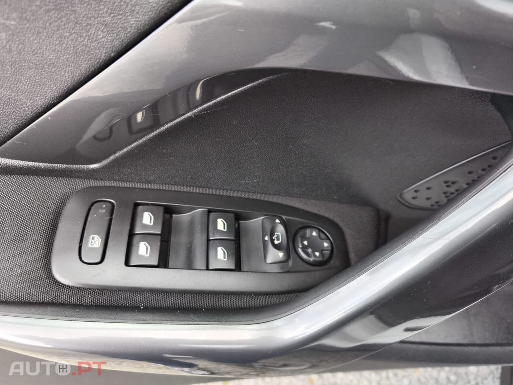 Peugeot 2008 1.2 PureTech Style