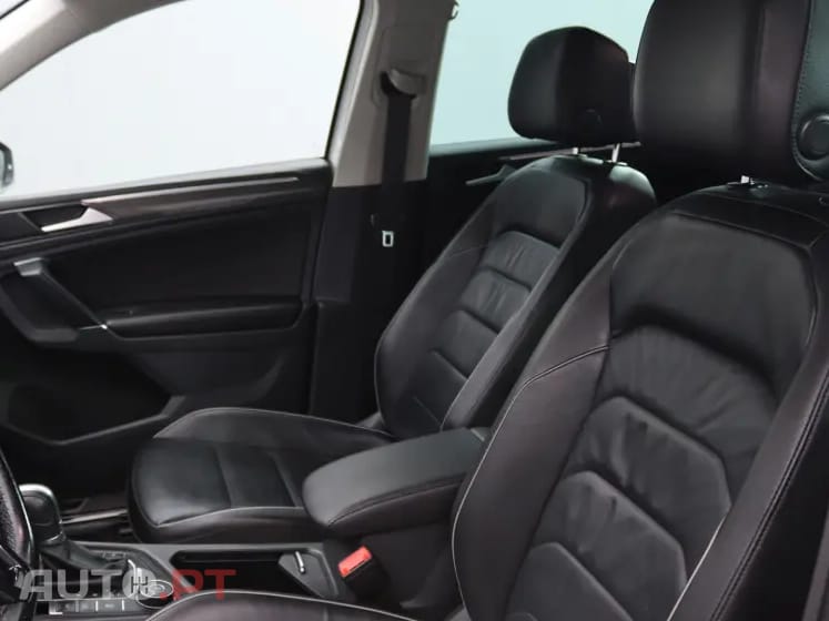 Volkswagen Tiguan 2.0 TDI Highline DSG 4Motion
