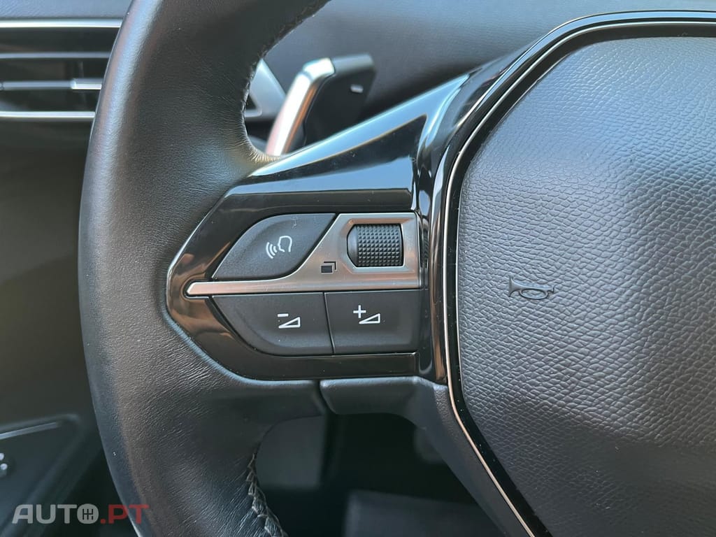 Peugeot 3008 1.2 Puretech Allure 131cv