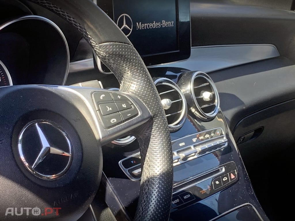 Mercedes-Benz GLC 220 d 4Matic 9G-TRONIC