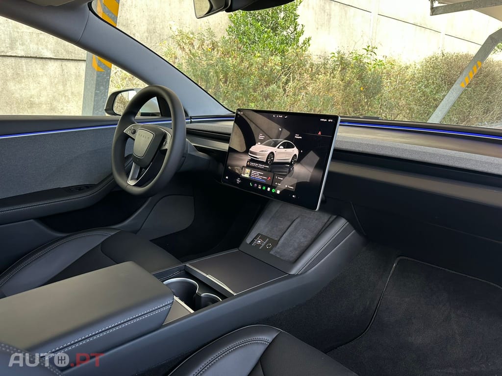 Tesla Model 3 Tração Traseira Premium