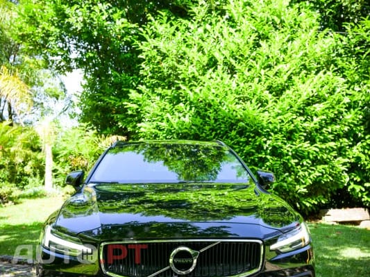 Volvo V60 2.0 D3 Momentum
