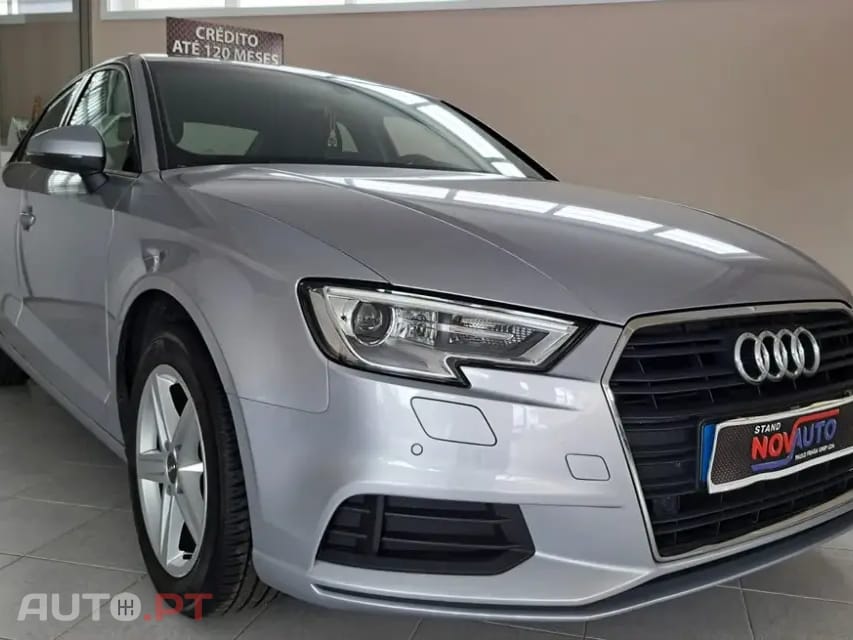 Audi A3 30 TFSI Design S tronic