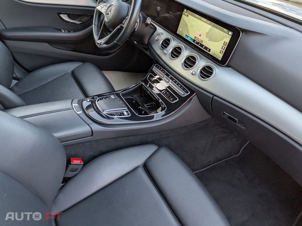 Mercedes-Benz E 300 e T-Modell Avantgarde I.V.A DEDUTIVEL