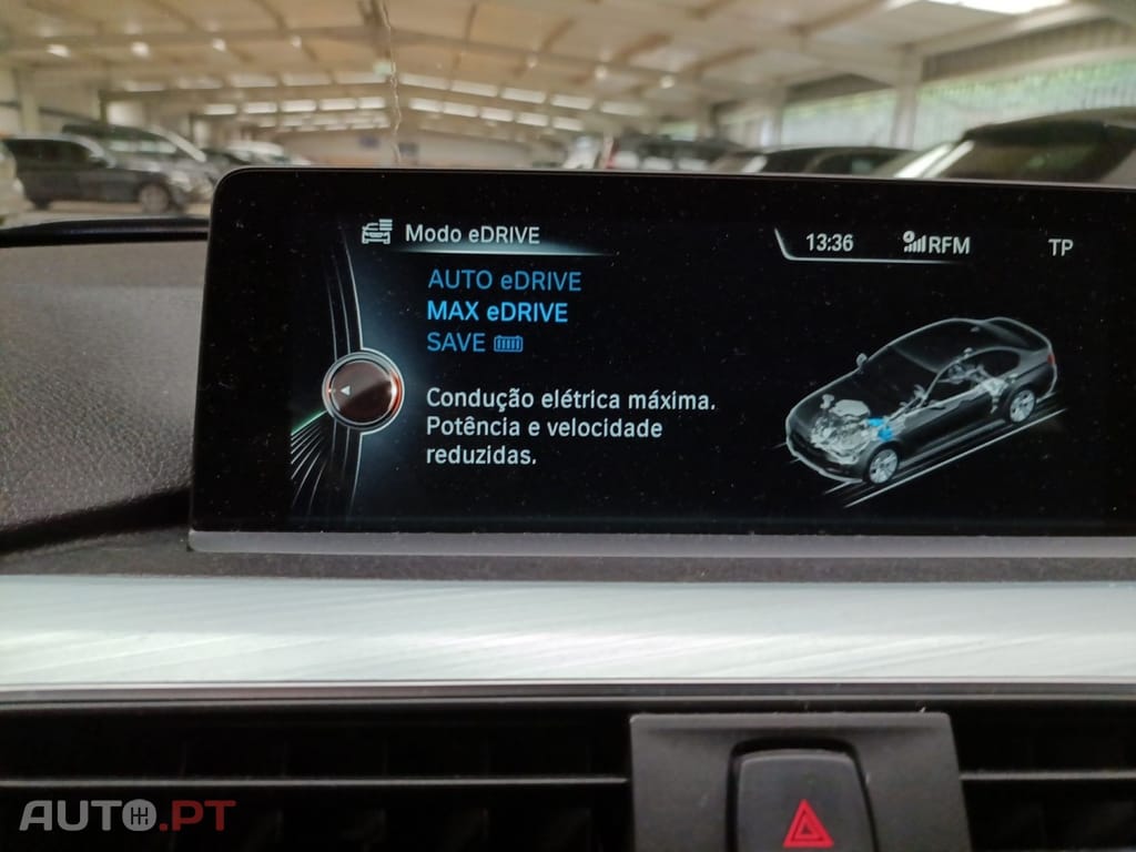 BMW 330 e iPerformance Line Sport