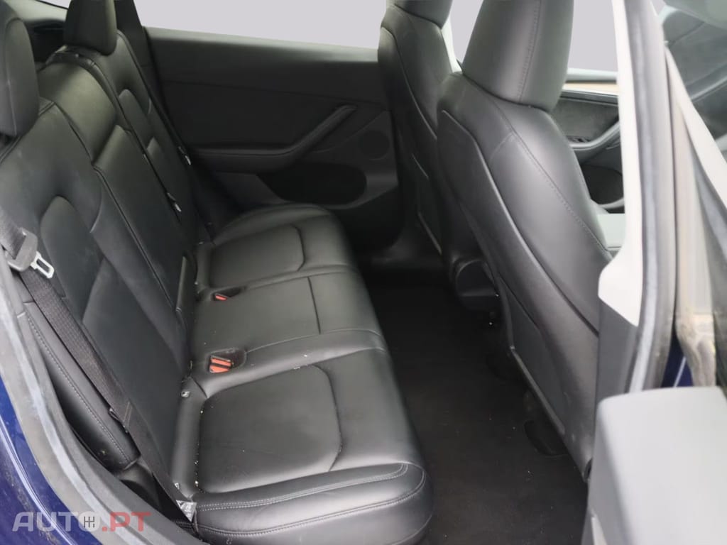 Tesla Model Y Standard RWD Plus 95% I.V.A DEDUTIVEL