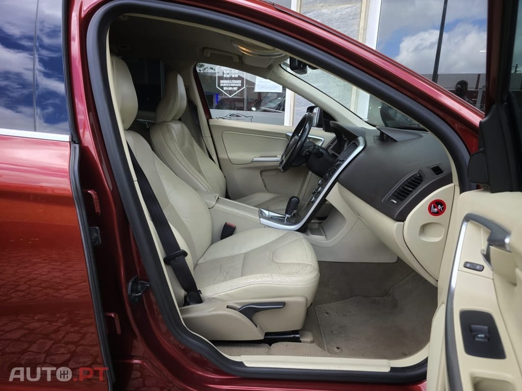 Volvo XC60 2.4 D Momentum Geartronic