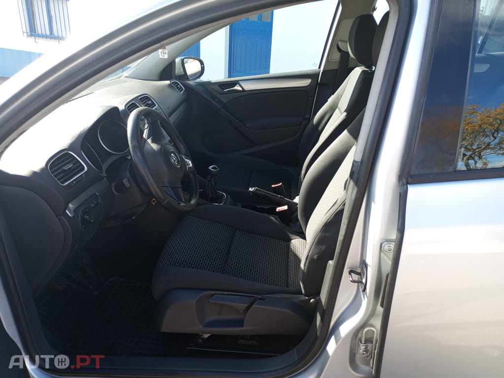 Volkswagen Golf golf