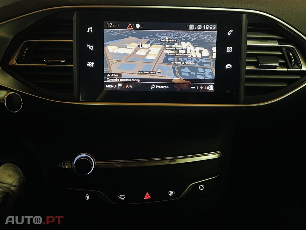 Peugeot 308 1.2 PureTech Allure Full LED EAT8
