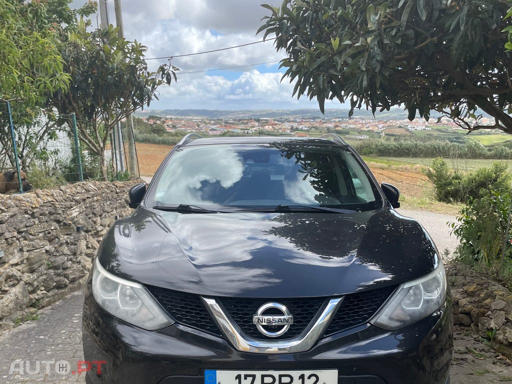 Nissan Qashqai n connecta