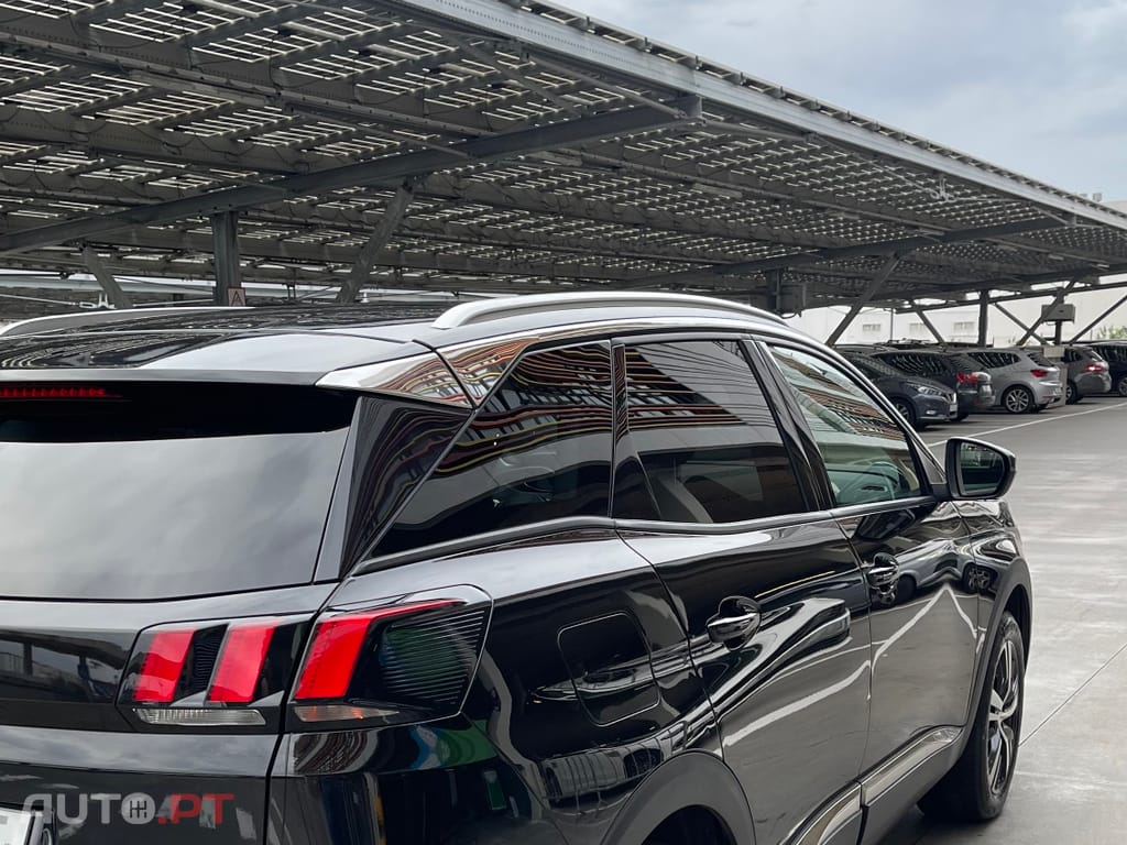 Peugeot 3008 PureTech 130 Stop & Start GPF EAT8 Allure