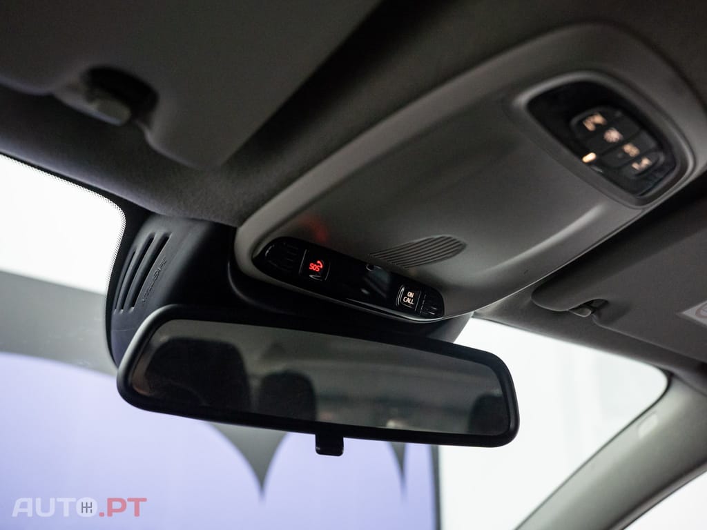 Volvo XC40 1.5 T2 Momentum Core