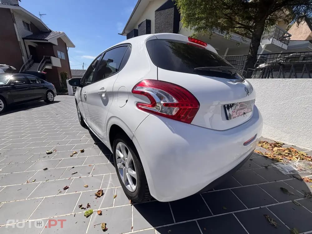 Peugeot 208 1.4 HDi Allure