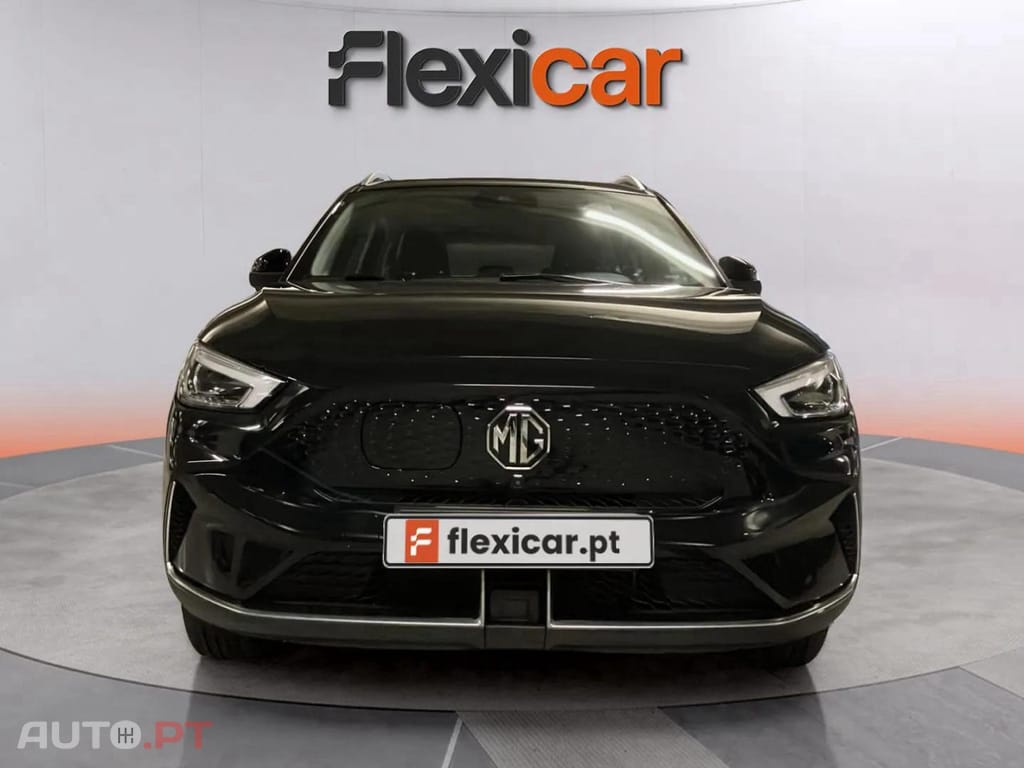 MG ZS EV 72.6 kWh Luxury OBC 11 KW