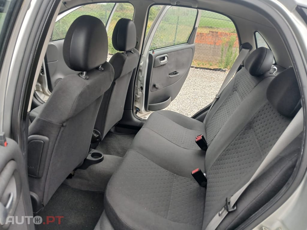 Opel Corsa 1.2 16V