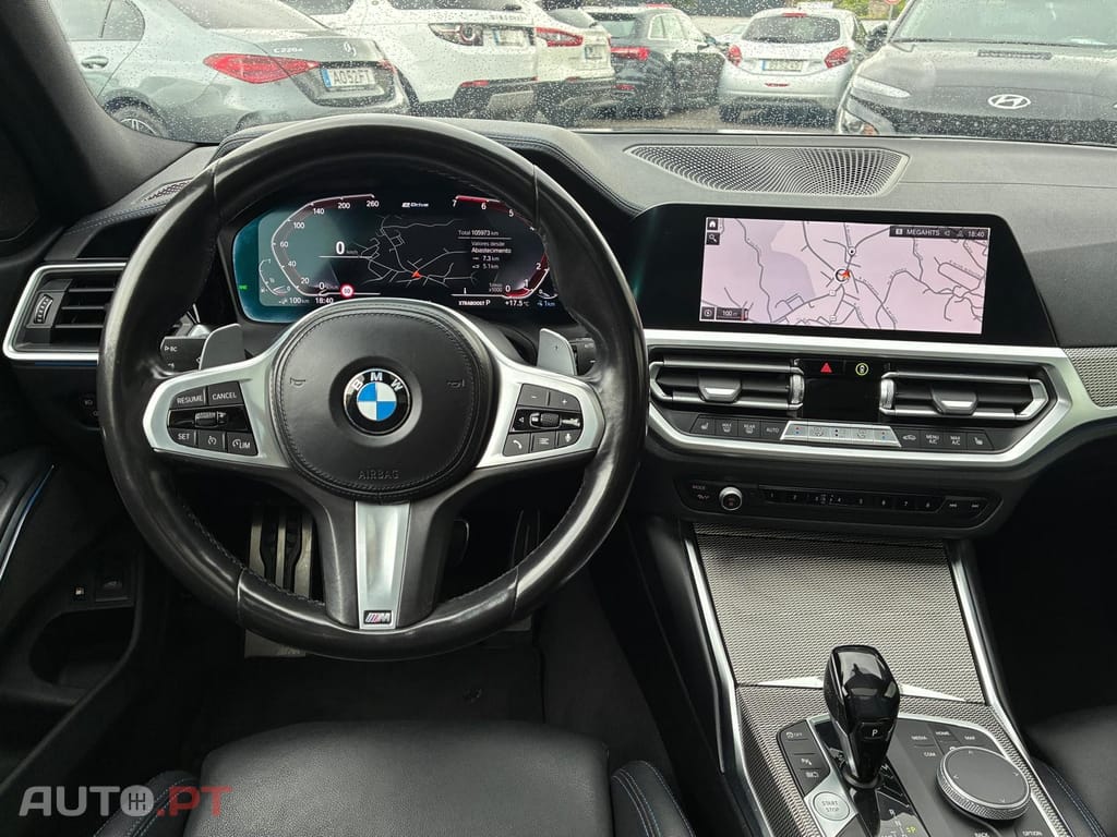 BMW 330 Pack M Auto Plug-In