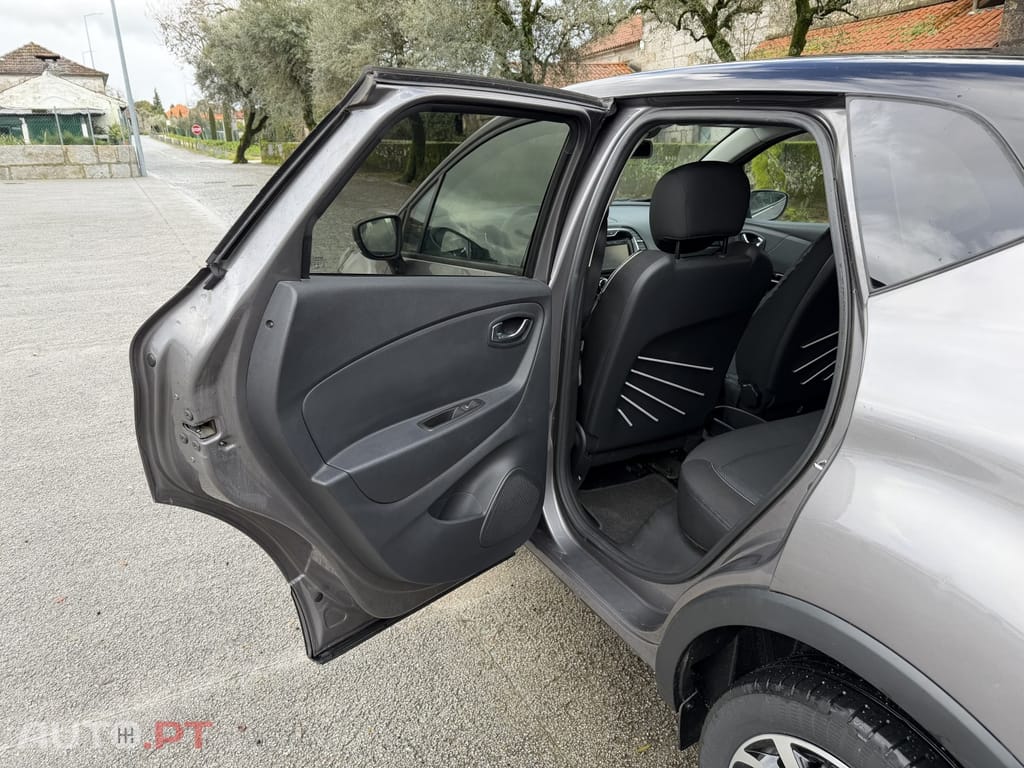 Renault Captur ENERGY TCe 120 Elysee