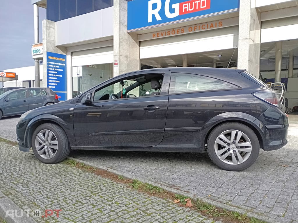 Opel Astra GTC 1.3 cdti sportvan