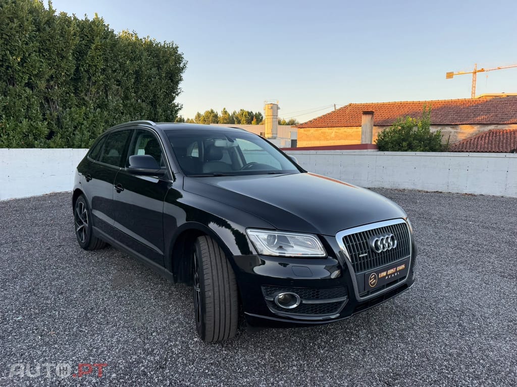 Audi Q5 2.0 TDi Business Line S-line foto 2