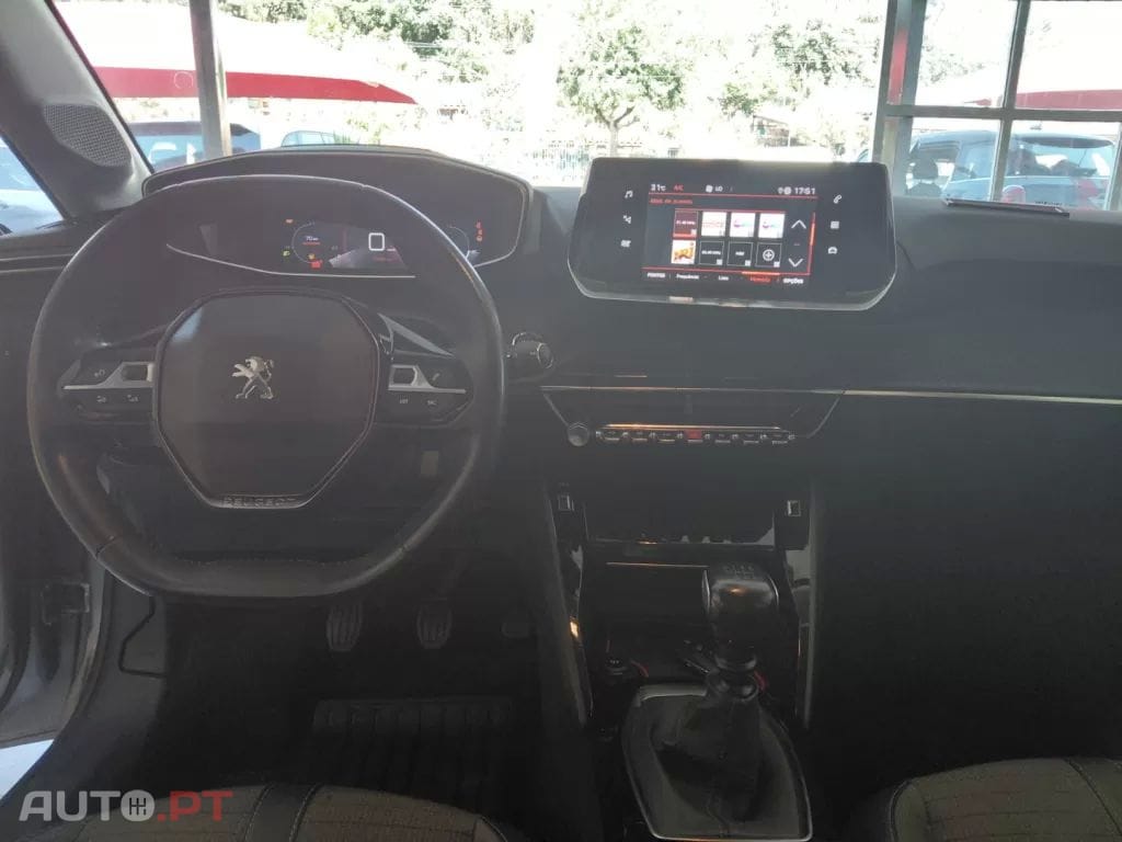 Peugeot 208 1.2 PureTech GT