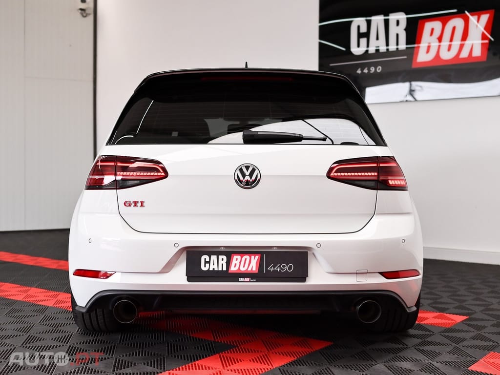 Volkswagen Golf 2.0 TSi GTi DSG Performance