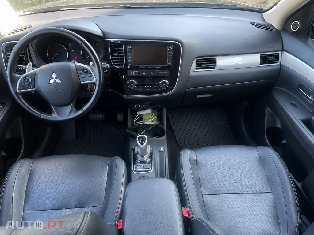 Mitsubishi Outlander Phev