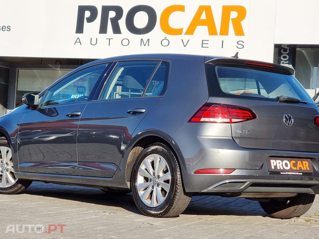 Volkswagen Golf 1.0 TSI Confortline