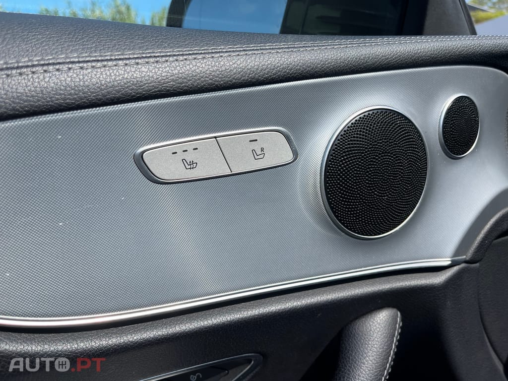 Mercedes-Benz E 220 d 4Matic Coupe 9G-TRONIC AMG Line