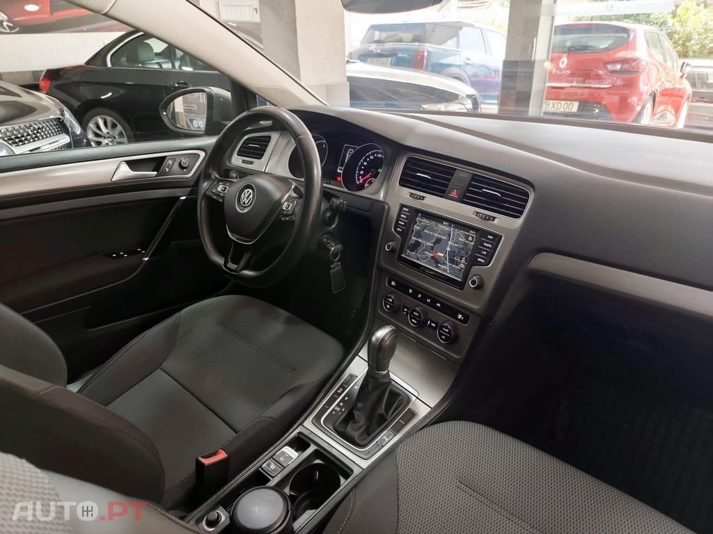 Volkswagen Golf Variant 1.6 TDi Sportline DSG