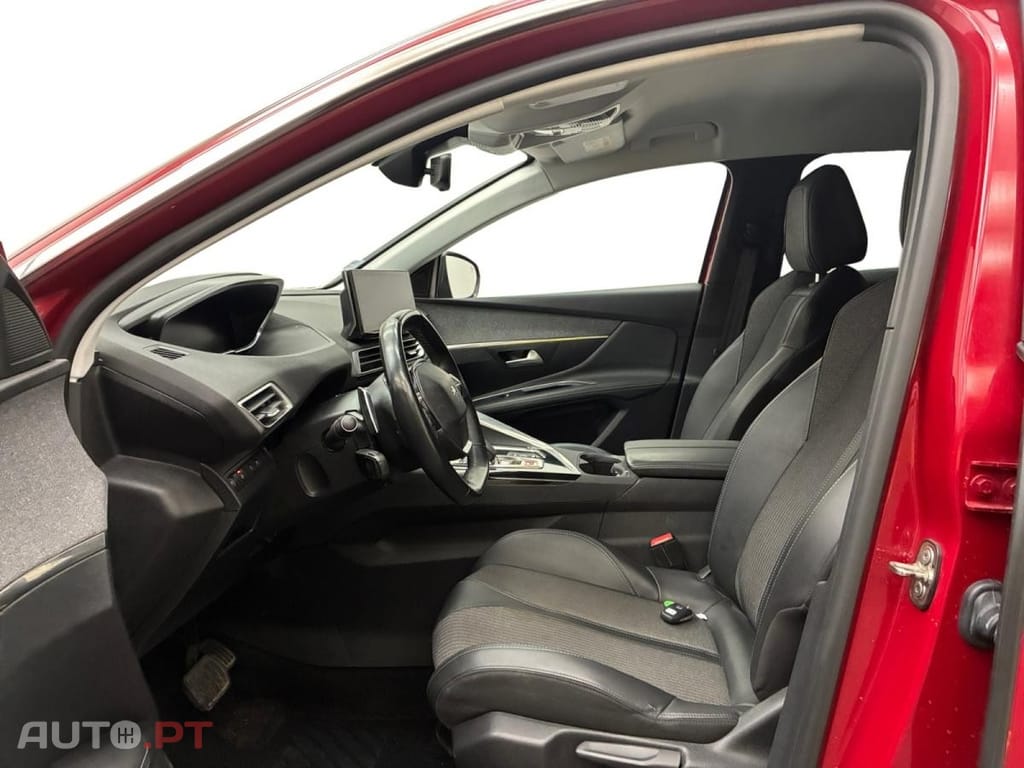 Peugeot 3008 1.6 Hybrid Allure Pack e-EAT8