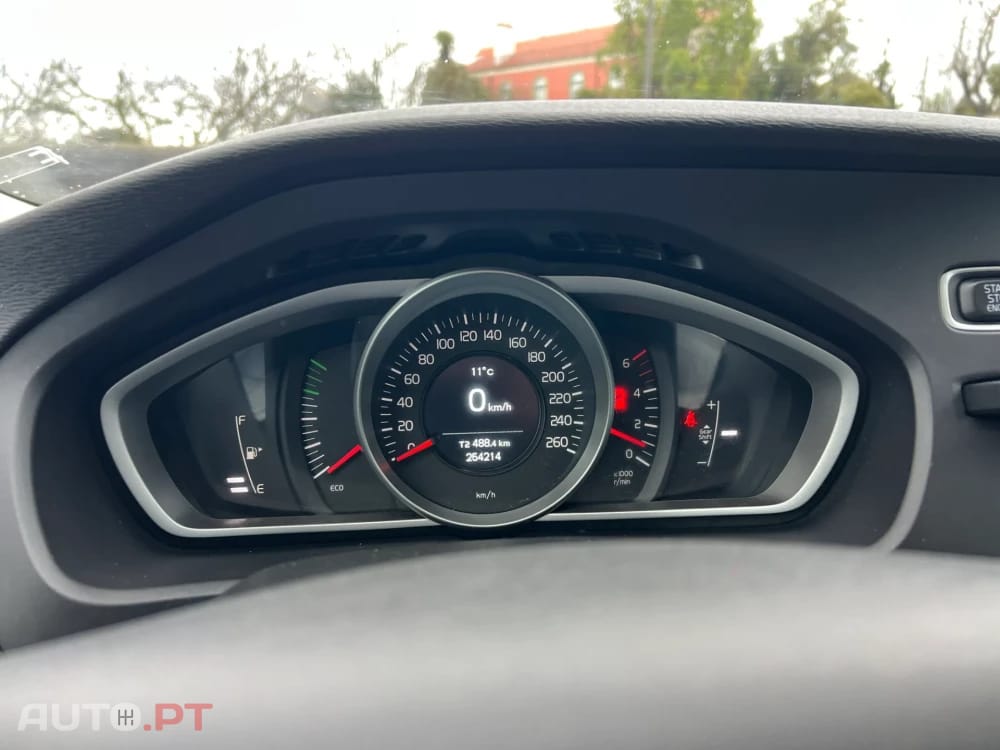 Volvo V40 2.0 D2 Kinetic