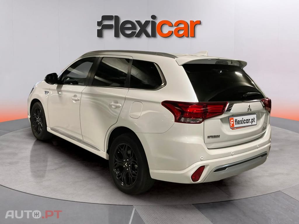 Mitsubishi Outlander 2.4 PHEV Instyle