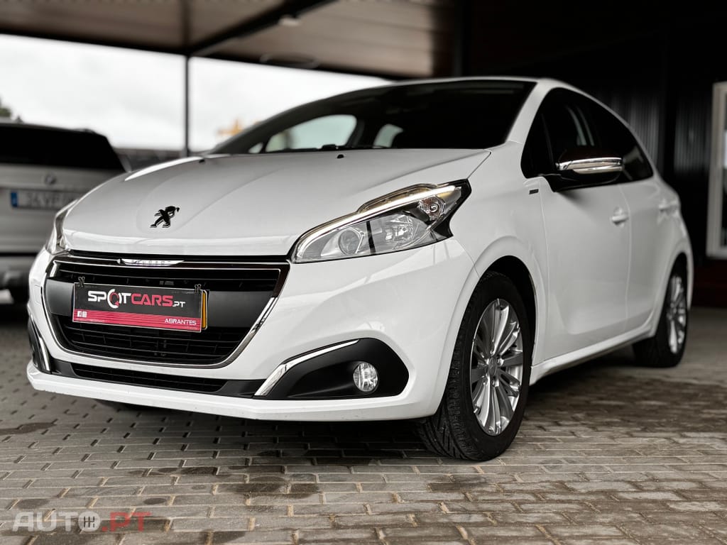 Peugeot 208 1.2 PureTech Style