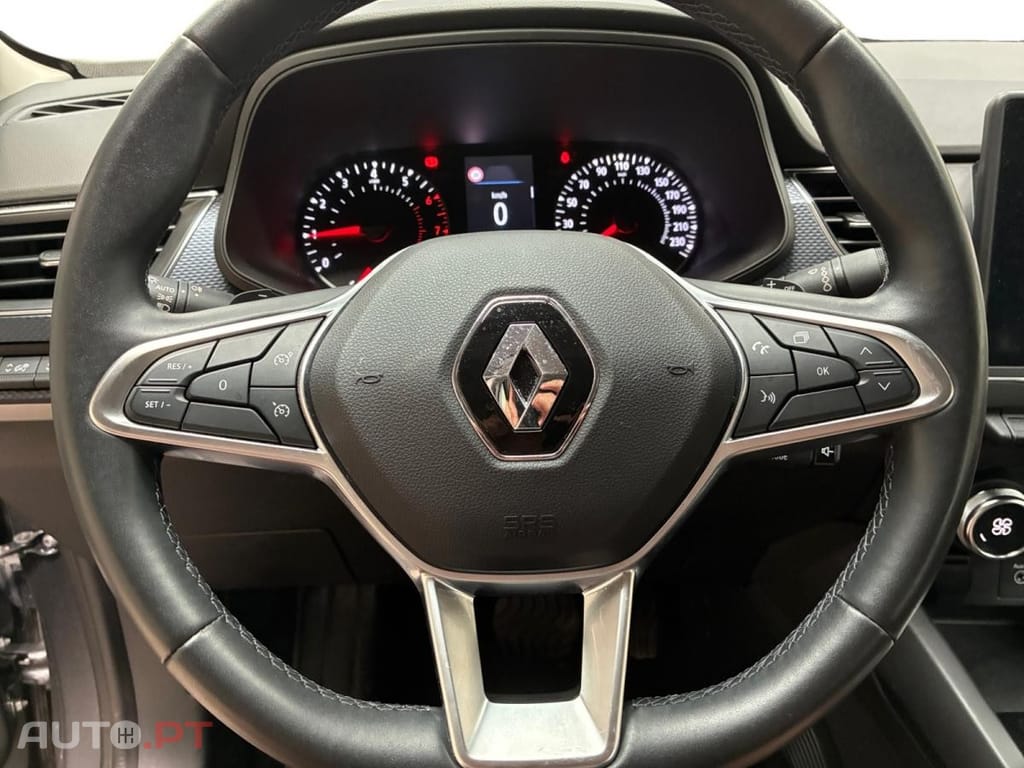 Renault Arkana E-Tech Business