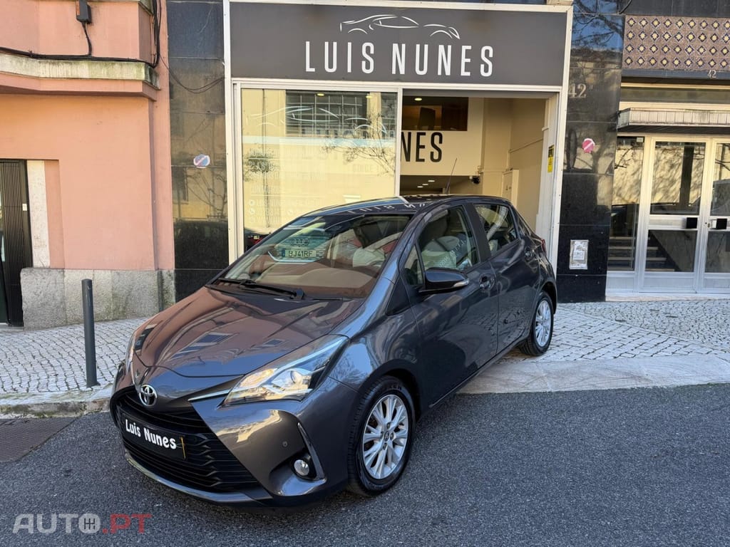 Toyota Yaris 1.0 VVT-i Comfort +PS Style +P.Techno