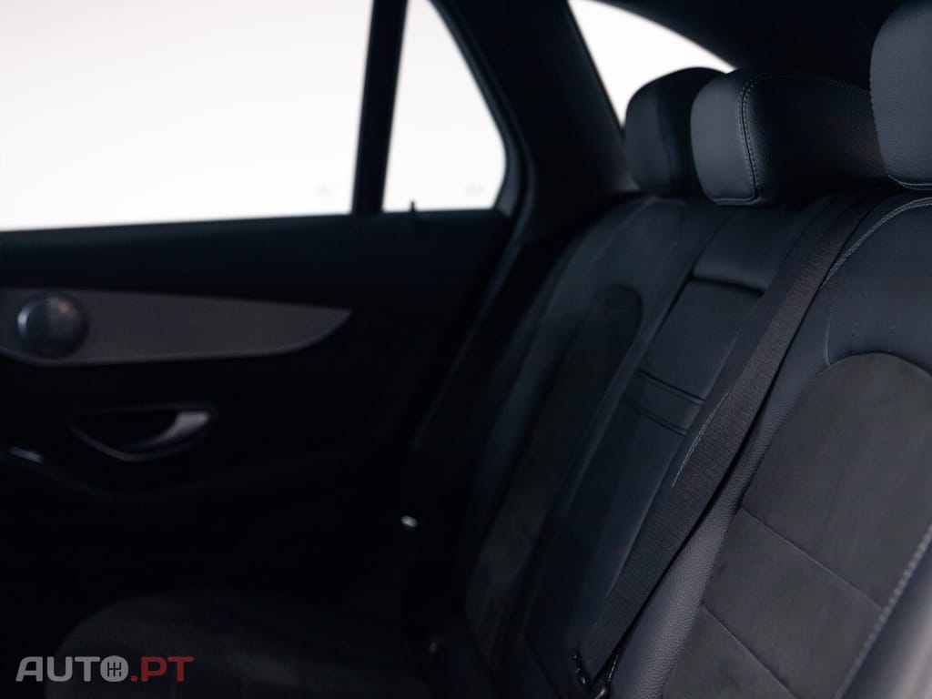 Mercedes-Benz GLC 220 d 4Matic 9G-TRONIC AMG Line