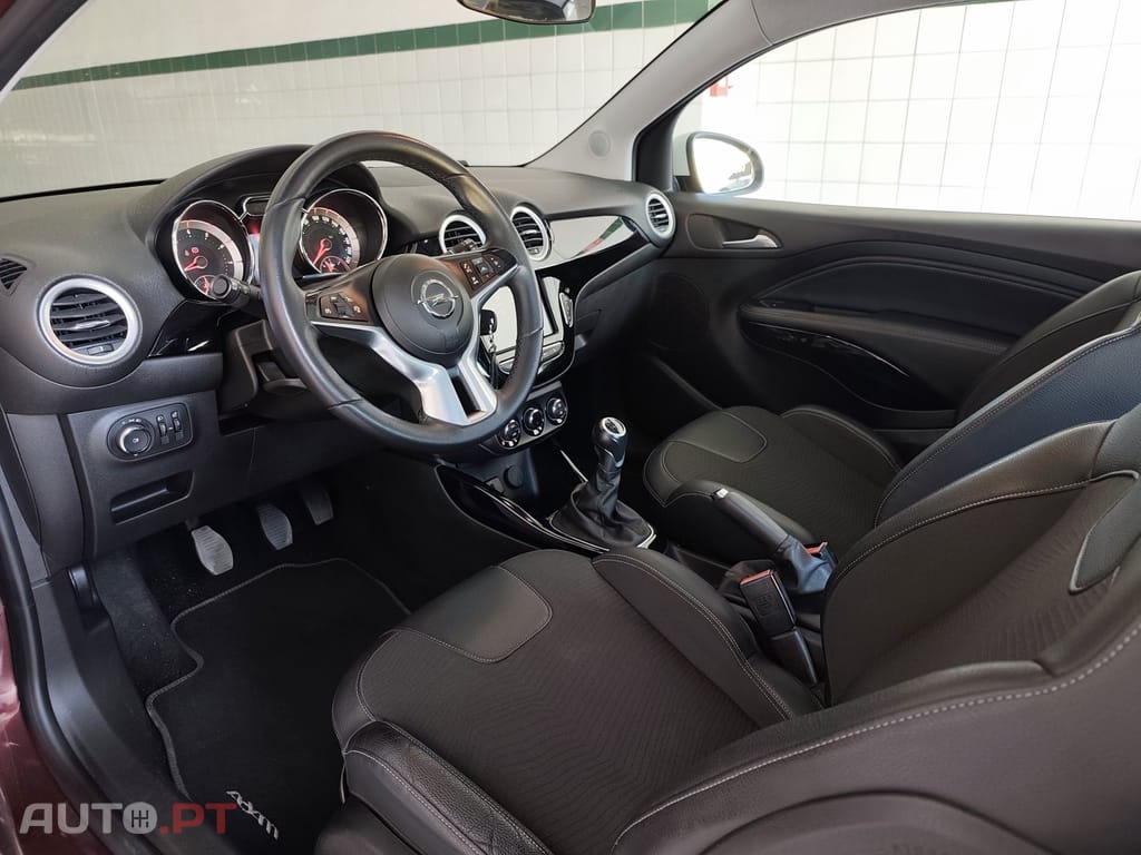 Opel Adam 1.2 Glam