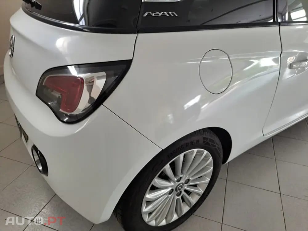 Opel Adam 1.2 Glam