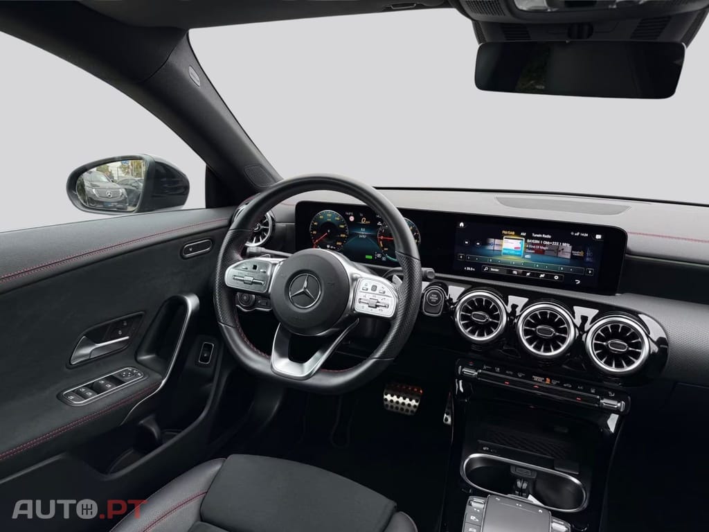 Mercedes-Benz CLA 250 e AMG I.V.A DEDUTÍVEL 
