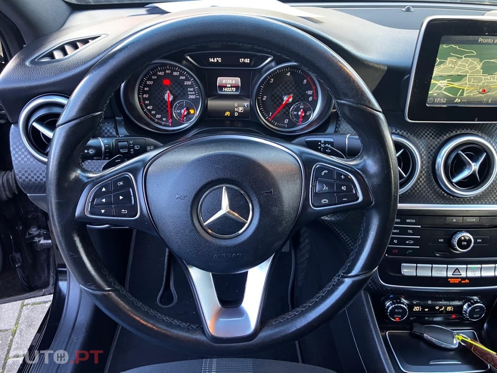 Mercedes-Benz A 180 d 7G-DCT Urban