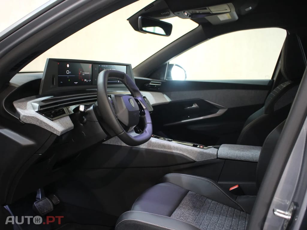 Peugeot 3008 1.2 Hybrid Allure e-DCS6