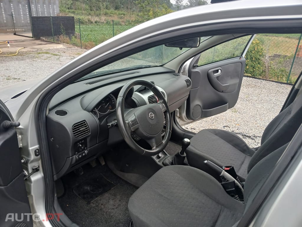 Opel Corsa 1.2 16V