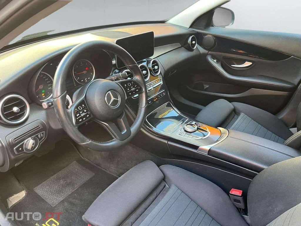 Mercedes-Benz C 180 D Avantgarde 