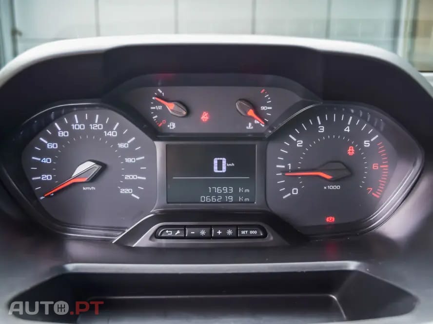 Peugeot Partner 1.5 BlueHDi Longa