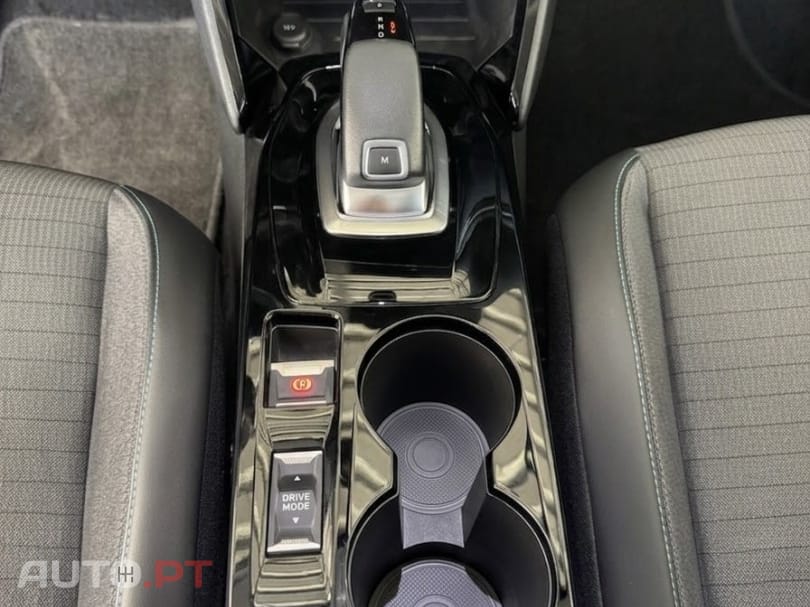 Peugeot 2008 1.5 BlueHDi Allure Pack EAT8