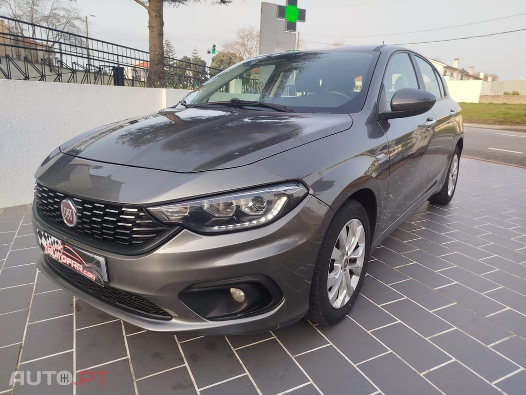 Fiat Tipo 1.3 M-Jet Easy