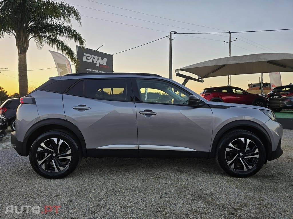 Peugeot 2008 1.2 PureTech Allure EAT8