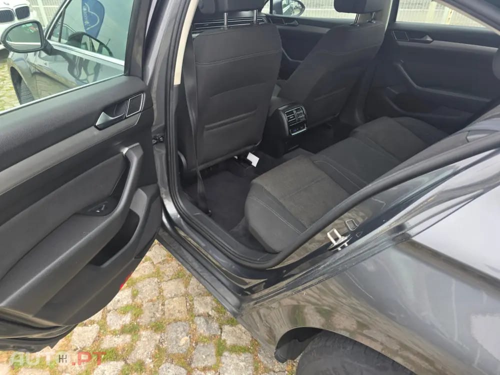 Volkswagen Passat 2.0 TDi Confortline DSG