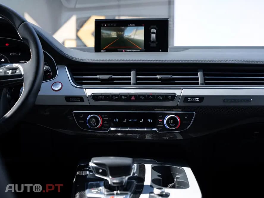 Audi SQ7 4.0 TDI V8 quattro Tiptronic 7L