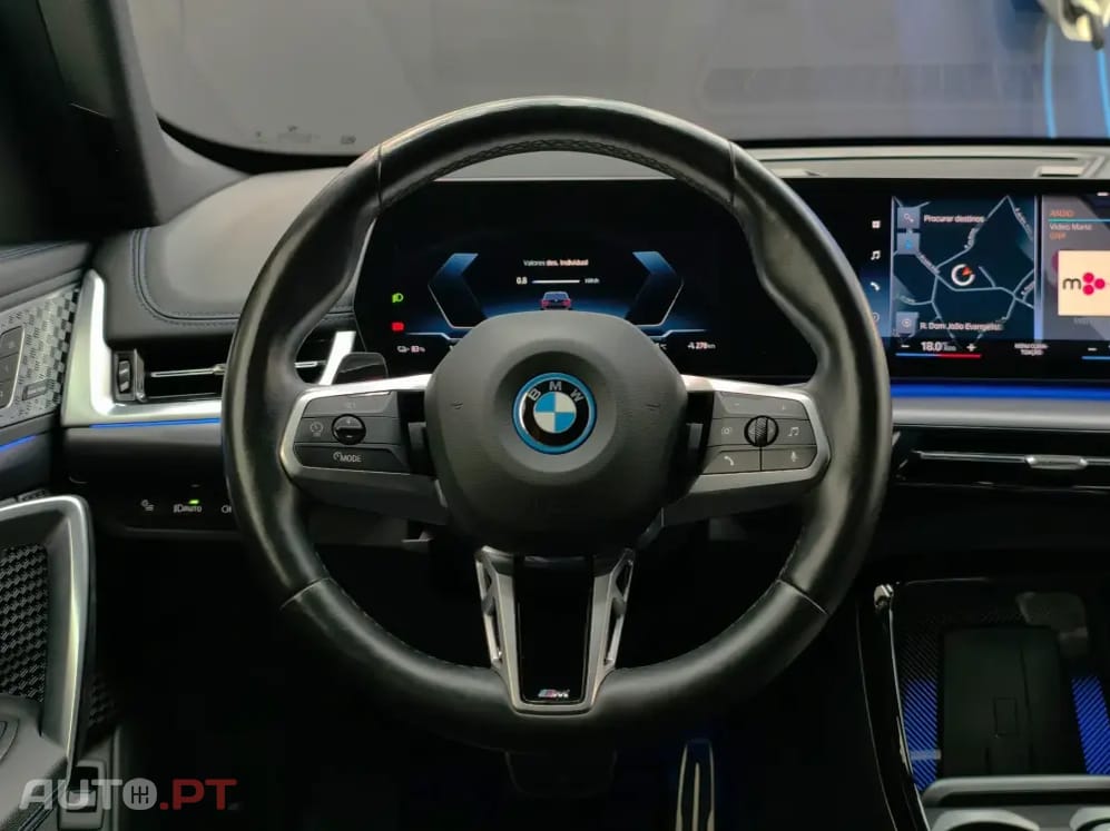 BMW iX1 xDrive30 Pack Desportivo M